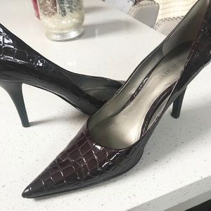 Nine West Honore pointed-toe pumps